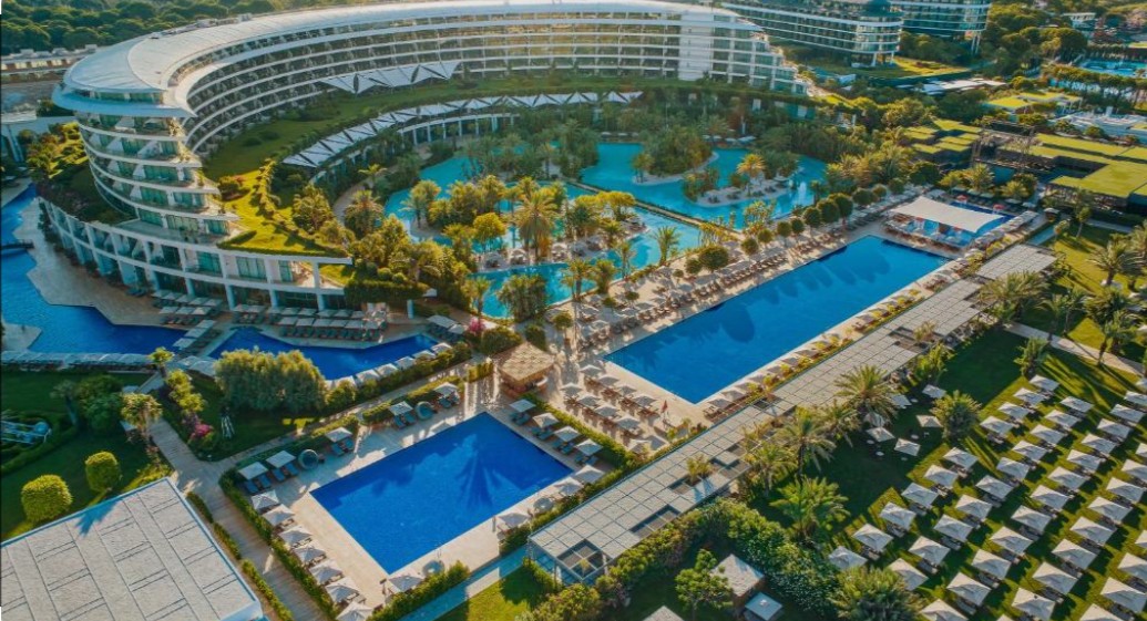 Maxx Royal Belek Golf Resort piscina