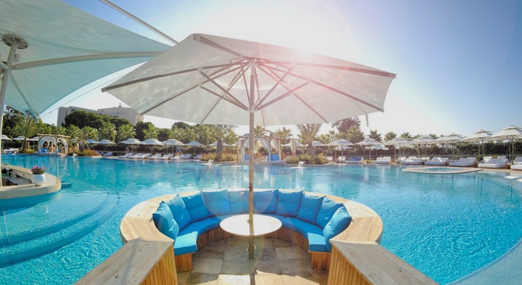Regnum Carya piscina